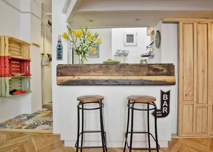 Charming With Bistro Kitchen Будапешт