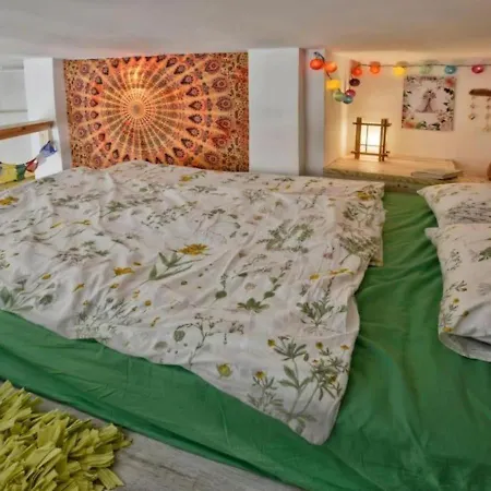 Apartament Charming With Bistro Kitchen *