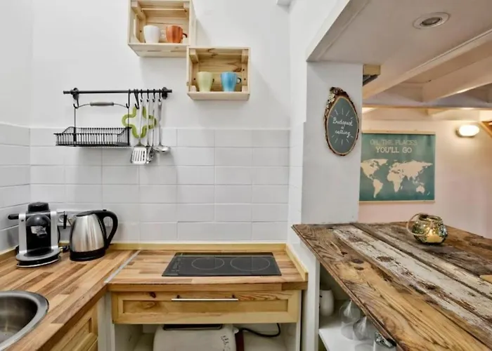 Charming With Bistro Kitchen Lejlighed *