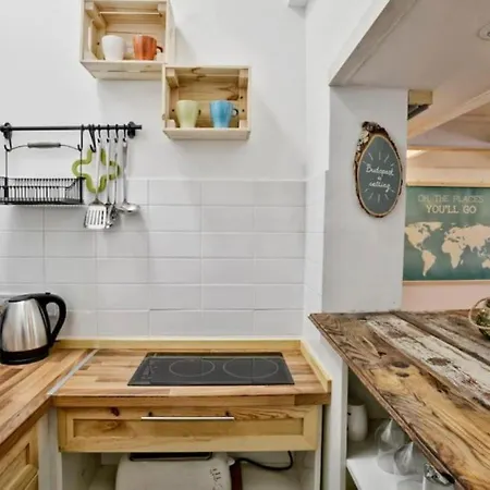 Charming With Bistro Kitchen Daire *