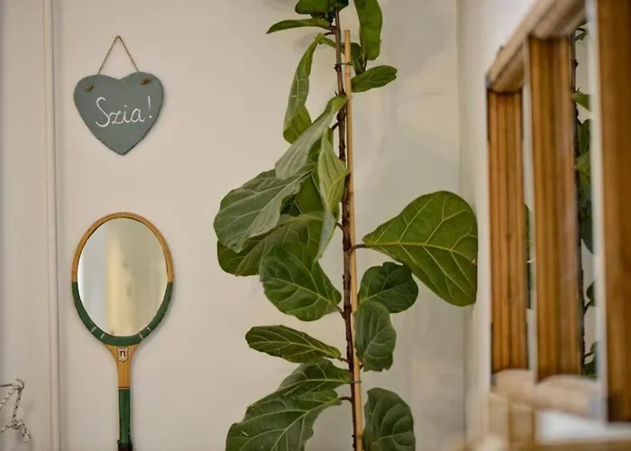 Charming With Bistro Kitchen *